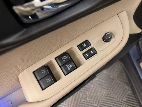 Used 2017 Subaru Outback 3.6R Limited AWD/4WD image 7