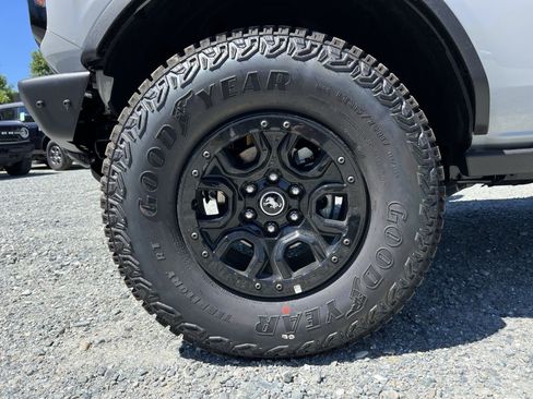 New 2026 Ford Bronco Badlands AWD/4WD image 12
