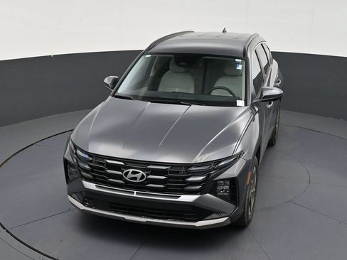 Used 2025 Hyundai Tucson SEL FWD image 19