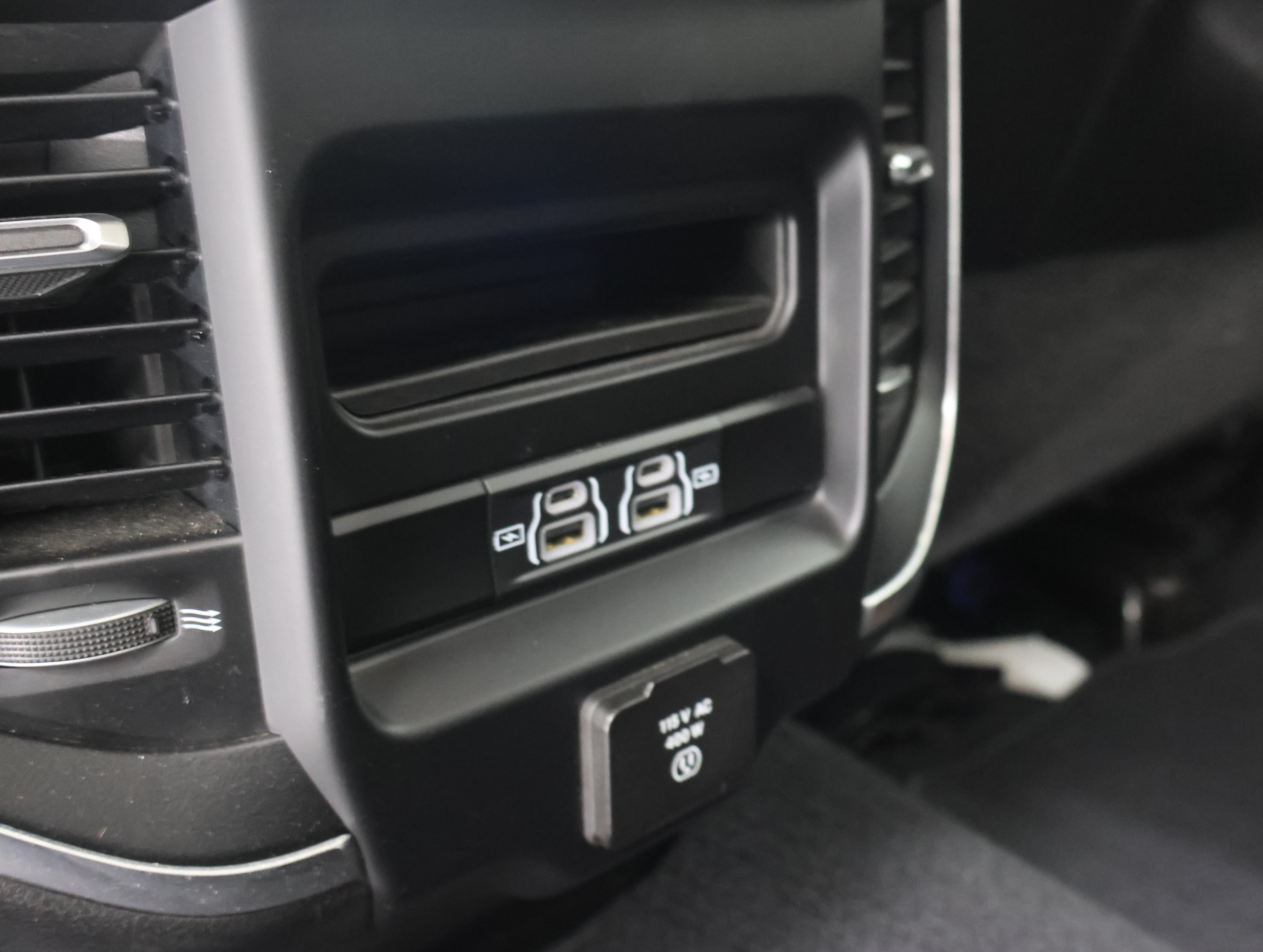 Used 2023 RAM 2500 Laramie AWD/4WD image 37