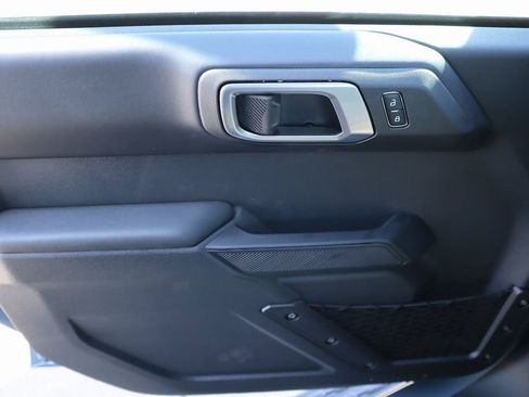 New 2025 Ford Bronco Outer Banks AWD/4WD image 16