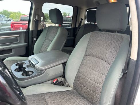 Used 2015 RAM 1500 Classic SLT w/ SLT Plus D←cor Group AWD/4WD image 13