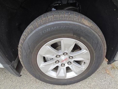 Used 2020 GMC Sierra 1500 SLE w/ SLE Value Package RWD image 23