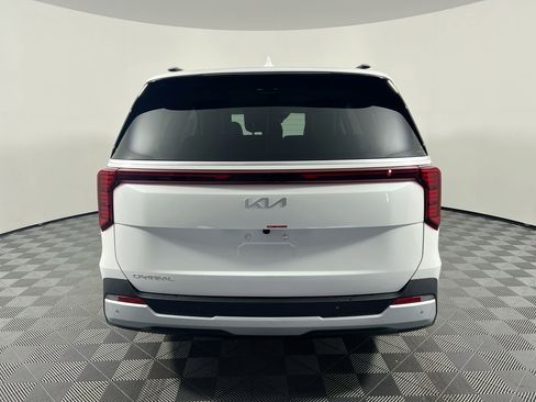 New 2026 Kia Carnival EX image 4