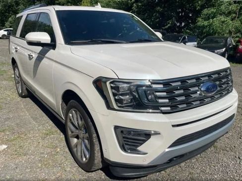 Used 2019 Ford Expedition Limited w/ Equipment Group 302A AWD/4WD image 2