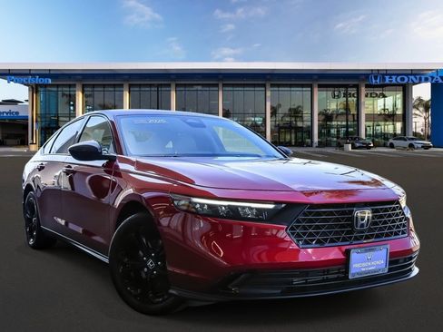Certified 2025 Honda Accord SE image 1