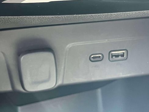 Used 2024 Chevrolet Trax RS w/ Driver Confidence Package FWD image 31