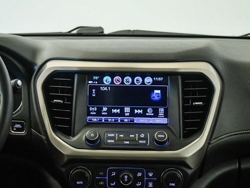 Used 2018 GMC Acadia Denali w/ Technology Package AWD/4WD image 14