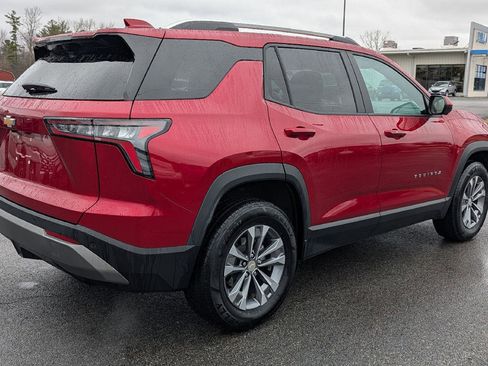 Certified 2025 Chevrolet Equinox LT w/ Convenience Package II image 6