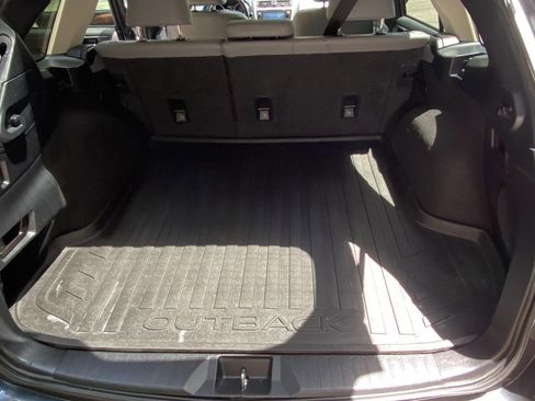 Used 2019 Subaru Outback 2.5i Limited AWD/4WD image 49