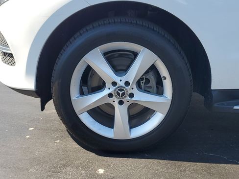 Used 2018 Mercedes-Benz GLE 350 image 9