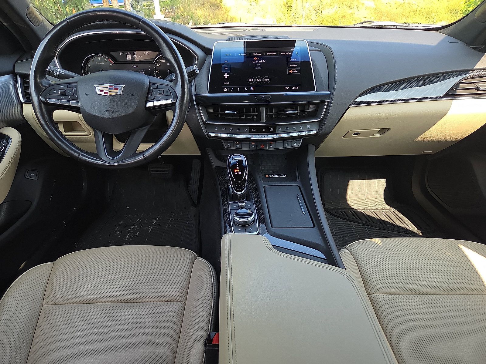 Used 2023 Cadillac CT5 Luxury AWD/4WD image 23