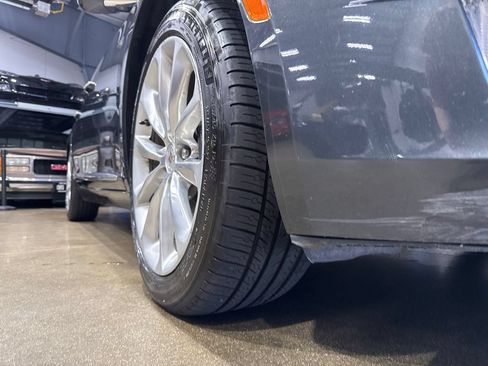 Used 2013 Cadillac XTS Premium AWD/4WD image 57