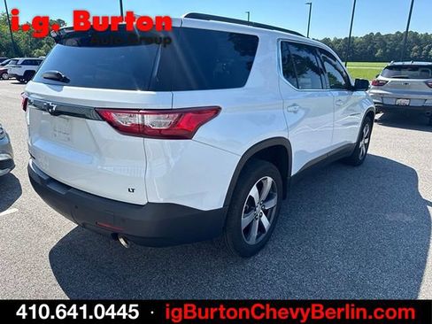Used 2020 Chevrolet Traverse LT w/ LT Premium Package AWD/4WD image 4