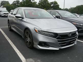 Used 2021 Honda Accord Touring video 1