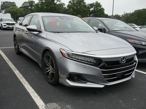 Used 2021 Honda Accord Touring image 1