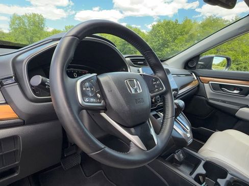 Used 2017 Honda CR-V Touring image 18