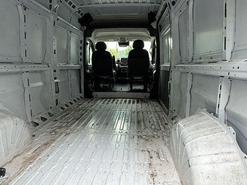 Used 2023 RAM ProMaster 2500 FWD image 12