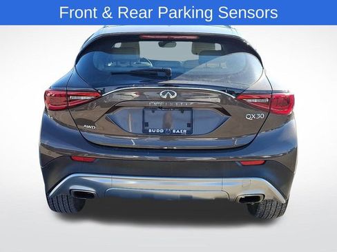 Used 2018 INFINITI QX30 Premium w/ Navigation Package image 5