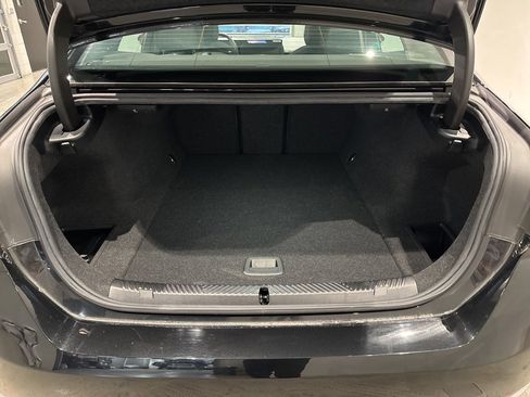 Used 2024 BMW i5 eDrive40i w/ Premium Package image 47