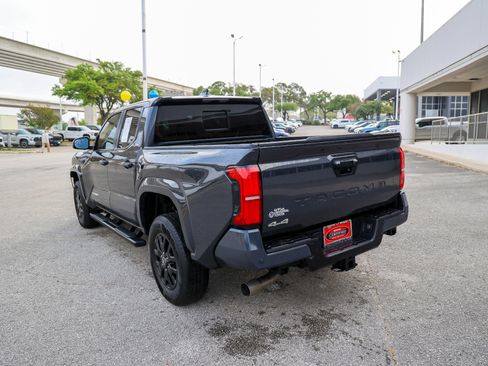 Certified 2025 Toyota Tacoma SR5 w/ SR5 Upgrade Package image 9