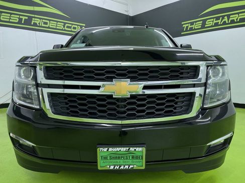 Used 2020 Chevrolet Suburban LT image 3