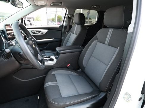 Used 2025 Chevrolet Blazer LT FWD image 22