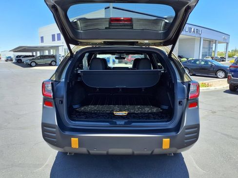 Used 2025 Subaru Outback Wilderness AWD/4WD image 15