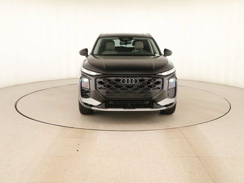 New 2026 Audi Q3 quattro 2.0T AWD/4WD image 11
