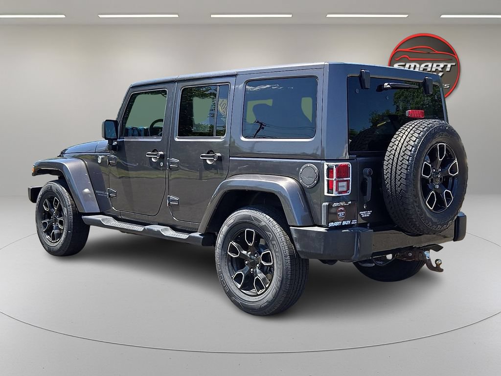 Used 2017 Jeep Wrangler Unlimited Sahara AWD/4WD image 7