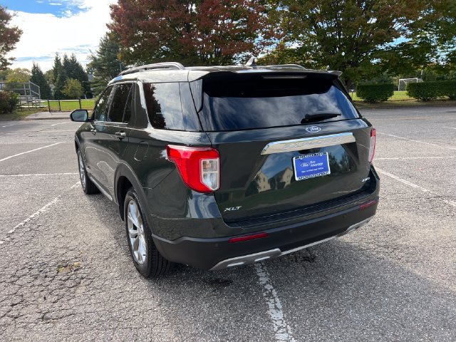 Certified 2022 Ford Explorer XLT w/ Equipment Group 202A AWD/4WD image 8
