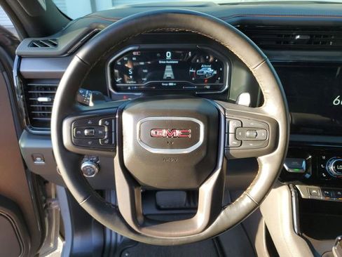 Used 2025 GMC Sierra 1500 AT4 w/ AT4 Premium Package AWD/4WD image 21