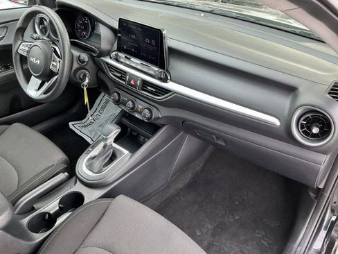 Used 2024 Kia Forte LXS image 18