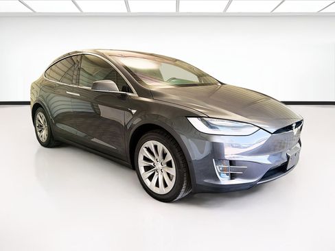 Used 2019 Tesla Model X Long Range AWD/4WD image 3