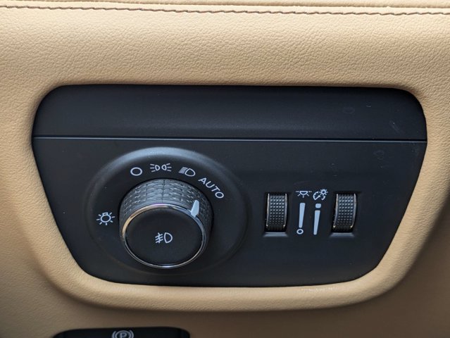 Certified 2025 Jeep Grand Cherokee L Summit AWD/4WD image 27