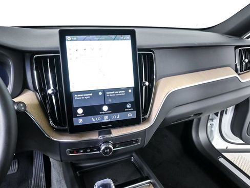 New 2026 Volvo XC60 B5 Core AWD/4WD image 12