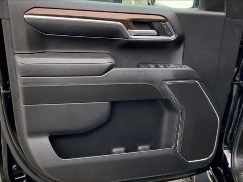 Used 2023 Chevrolet Silverado 1500 LT image 20