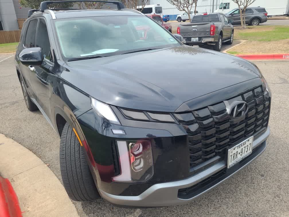 Used 2024 Hyundai Palisade Limited FWD image 2