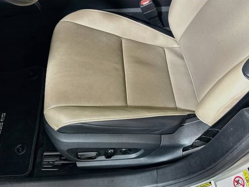 Used 2019 Lexus ES 350 w/ Premium Package FWD image 23