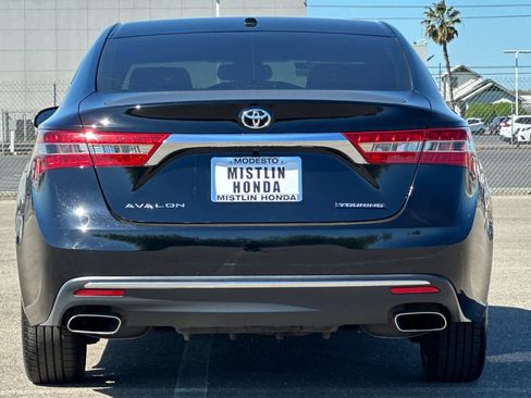 Used 2018 Toyota Avalon Touring w/ Carpet Mat Package image 4