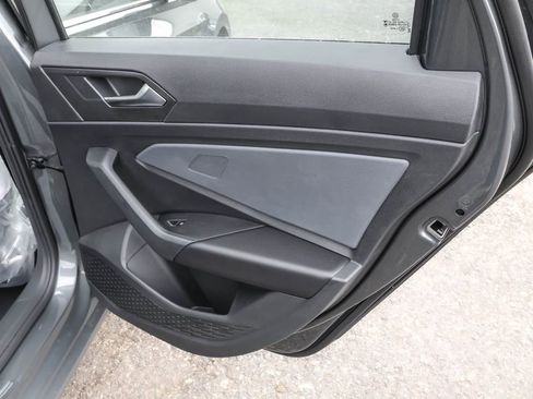 New 2026 Volkswagen Jetta SE FWD image 34