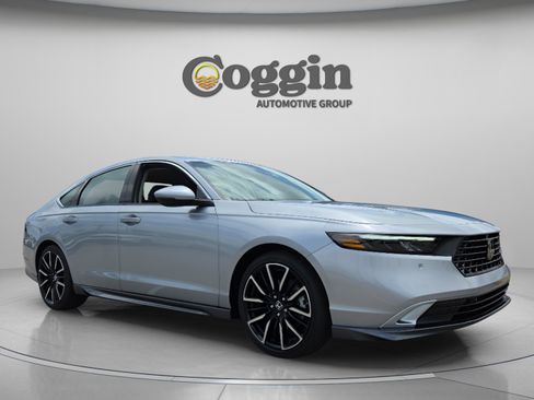 New 2026 Honda Accord Touring image 7