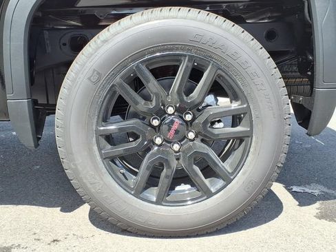 New 2026 GMC Sierra 1500 Elevation AWD/4WD image 9