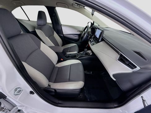 Used 2024 Toyota Corolla LE image 28