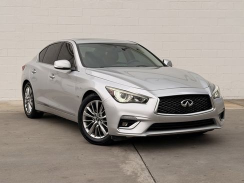 Used 2018 INFINITI Q50 Luxe image 1