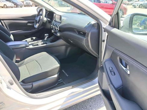 Used 2021 Nissan Sentra S w/ Trunk Package image 10