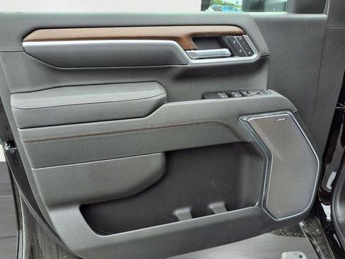 New 2026 Chevrolet Silverado 2500 High Country w/ High Country Premium Package AWD/4WD image 12