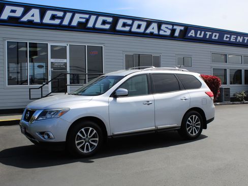 Used 2013 Nissan Pathfinder SL w/ Cargo Pkg AWD/4WD image 1