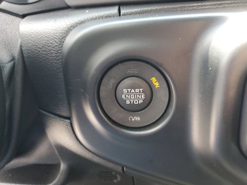 Used 2021 Jeep Wrangler Unlimited Sport image 21