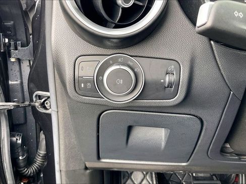 Used 2018 Alfa Romeo Stelvio Ti AWD/4WD image 37